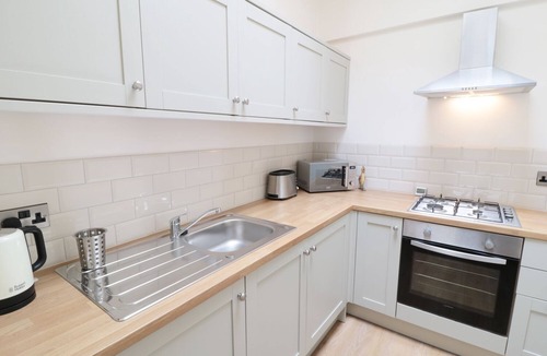 Hepworth Cottage | Bramble Cottage