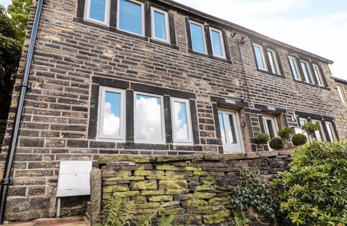 Hepworth Cottage | Bramble Cottage