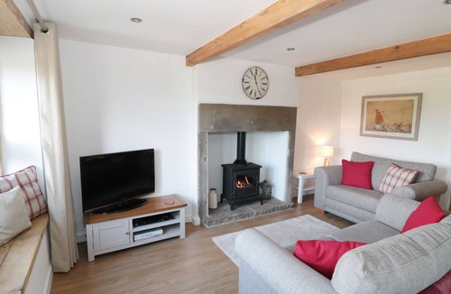 Hepworth Cottage | Bramble Cottage