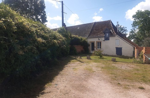 Saint-Didier-en-Donjon Cottage | Bramble Cottage. A charming gîte in the heart of the French countryside
