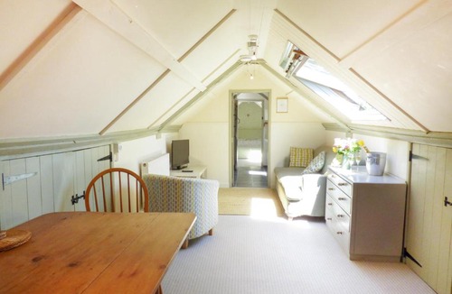 Dundon House | Bramble