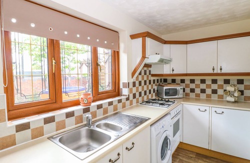 Swadlincote Cottage | Bramble Grange