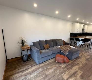 New Ash Green Resort | Bramley Barn