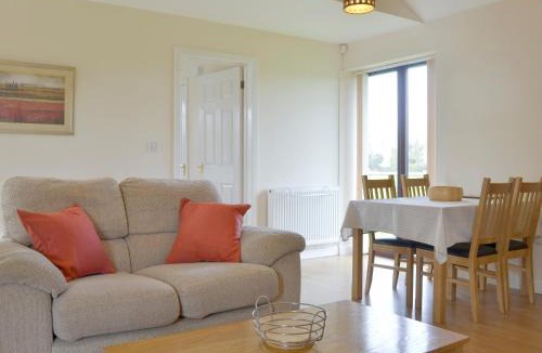 Lympsham House | Bramley Cottage - Ukc1701