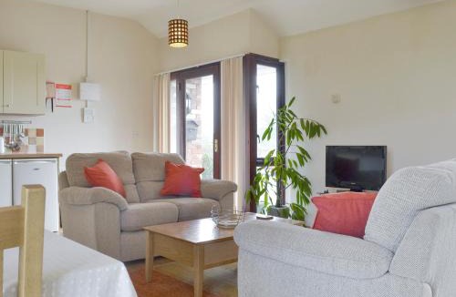 Lympsham House | Bramley Cottage - Ukc1701