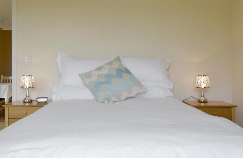 Lympsham House | Bramley Cottage - Ukc1701