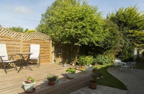 Poundbury Bed & Breakfast | Bramlies Bed & Breakfast