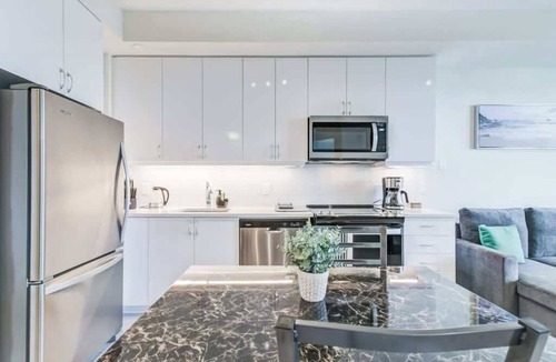 Humber Bay Shores Apartment | Brand New, 2 Beds Toronto Apt