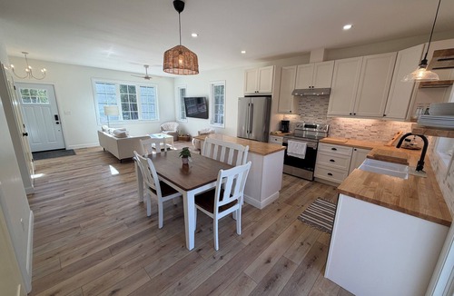 South Bruce Peninsula Cottage | Brand New 2026 Country Cottage !