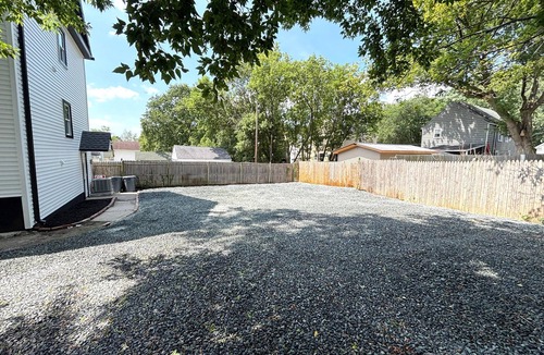 Stockade Historic District House | Brand new 2bedroom apartment in fabulous Schenectady with AC and private parking