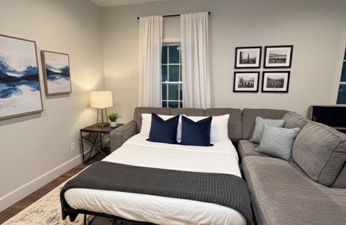 Tougaloo House | Brand NEW 3-bedroom house in heart of Jackson