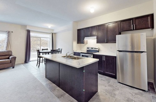 Oshawa House | Brand new 3-bedroom Oshawa home