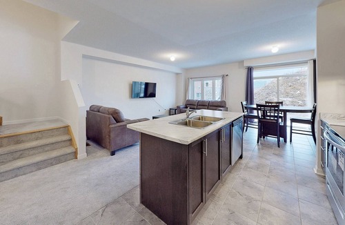 Oshawa House | Brand new 3-bedroom Oshawa home