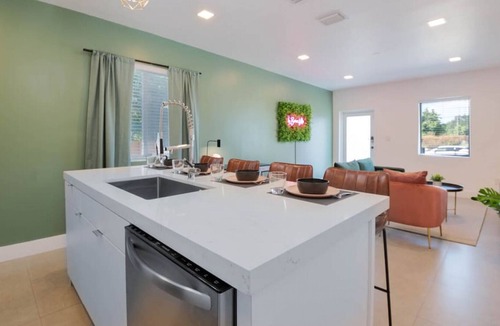 Buena Vista House | Brand New! 4-Bd 2.5-Bth Home Design District