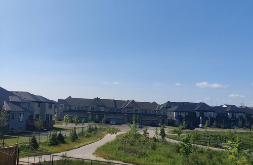 Wasaga Beach Villa | Brand new 4-bedroom,4-bathroom pond-front home in beautiful Wasaga Beach!