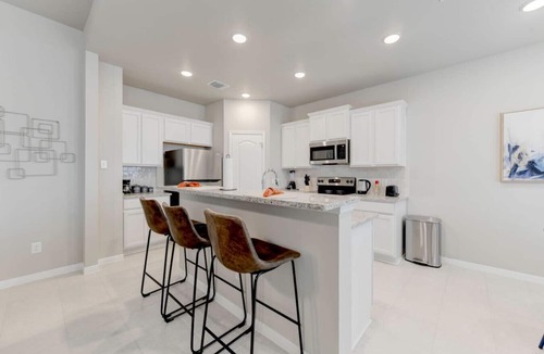 Troy House | Brand New 4 Bedroom House with 5 Beds in Troy