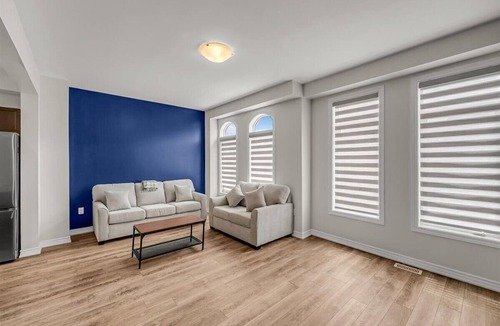 Cambridge House | Brand New 4-BR Ensuite Townhouse | Netflix/Disney+