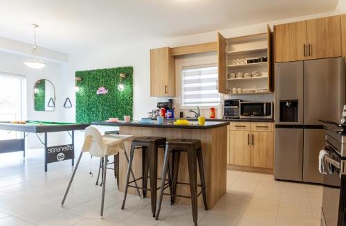 Niagara Falls House | Brand New 4BR25BA HomeNiagara FallsSleeps15