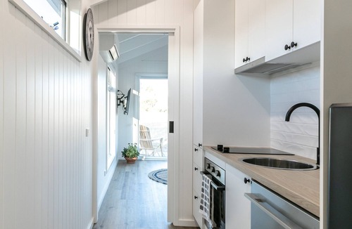 Eurunderee Apartment | Brand New Angourie Studio 2