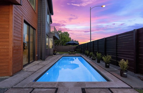 Cherrywood House | Brand New Austin Downtown Home -Pool