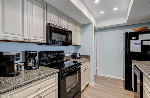 Fernandina Beach Condo | Brand New Bathrooms! Oceanfront 3 Bedroom Awaits
