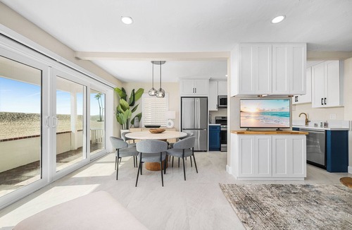 Old Towne Apartment | Brand new Beachfront Remodel-Steps to Ocean