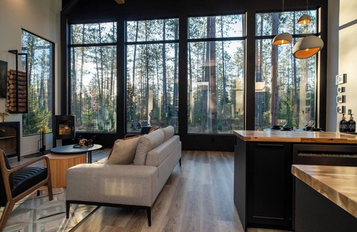 McMurrich/Monteith Cabin | Brand New Black Fox Cabin