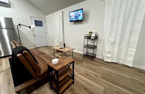 Tulsa House | Brand New Bungalow with Amenities