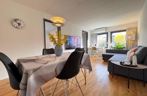 Farum Apartment | Brand New Charming Nordic Home for 6 - Near Copenhagen