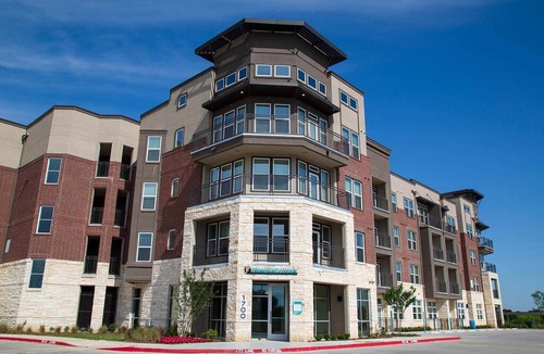 Northwest Carrollton Condo | Brand New Condo F.S. 1/1 in Carrollton