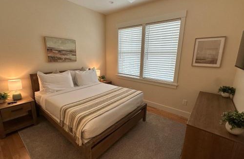 Off Broadway House | Brand New Construction! 3 Unit5 Bed Property