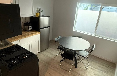 Winnetka Apartment | Brand new, cozy, private and peaceful one bedroom, one bath apartment
