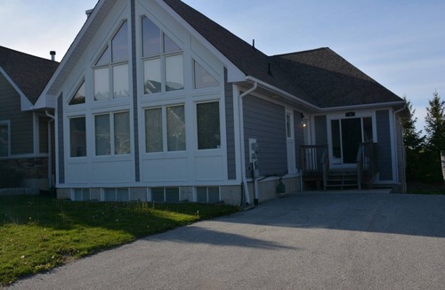 Craigleith Cottage | BRAND NEW Designer Cottage/Chalet in Blue Mountain