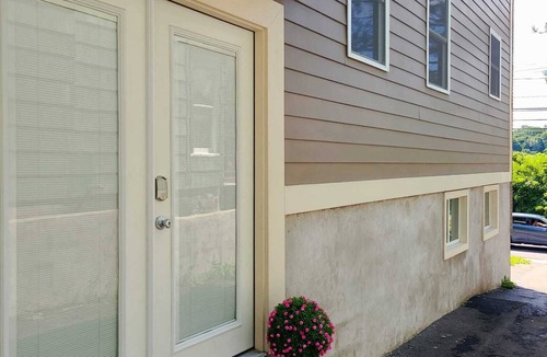 Syracuse Apartment | Brand NEW Designer 2 BR Unit -Near University/Hospitals