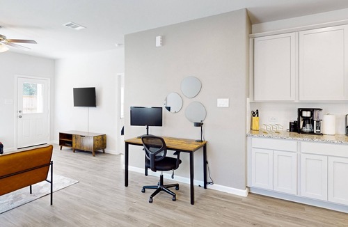 Porter House | Brand-new, dog-friendly home with sunset views, private yard, patio, W/D & AC