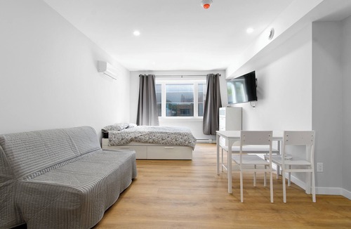 Hull Apartment | brand new downtown units #11
