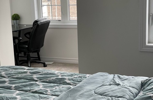Dundalk House | Brand New Dundalk Family Home closer to Blue Mountain and Collingwood