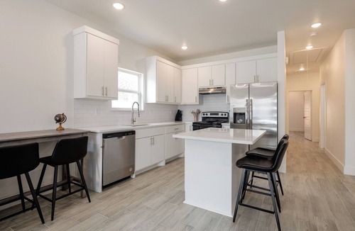 Sulphur Springs House | Brand New Duplex Near Downtown