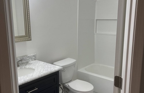 Danville Apartment | BRAND NEW.EVERYTHING IS IN WALKING DISTANCE