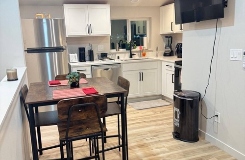 Hilltop House | Brand-New Furnished 2BR 1 Bath Unit. Central Tacoma