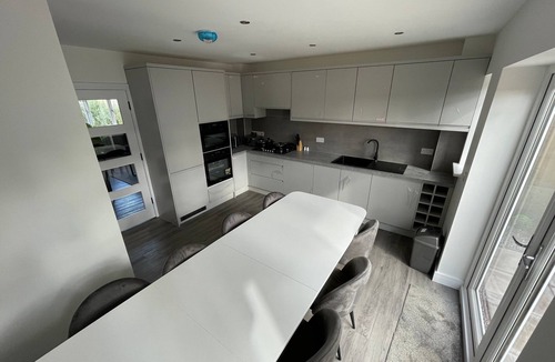Newcastle-Under-Lyme House | Brand New High Spec House with parking