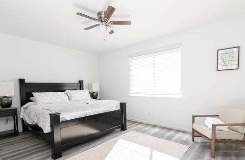 Lathrop House | Brand New House | 3 Bedroom 2 Bathroom w/ King Bed