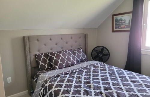 West Seneca Apartment | Brand new house with private bath in each room