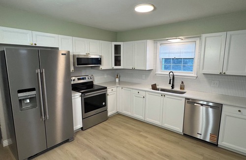 St. Clair House | Brand New Listing! Private Pool Oasis Near Six Flags, Wineries, & Rivers