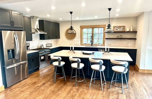 West Dover House | Brand new listing! True Ski In & Ski Out with Private Hot Tub & Fire Pit.
