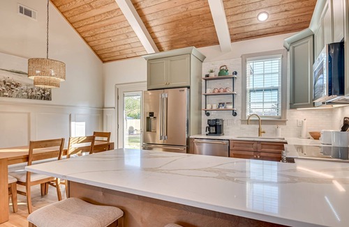Martinez House | BRAND NEW Luxury 3bd in Martinez w/Firepit