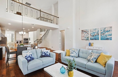 Irving House | Brand New Luxury 6BD,5BA Grand Vacation Home