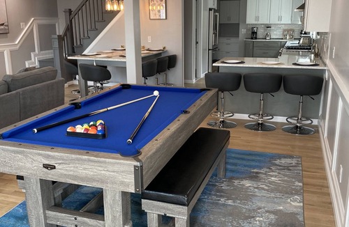 Long Beach House | Brand New Luxury