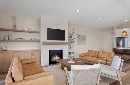 Rockaway Beach House | Brand New Luxury Beach Home w Hot Tub & Sauna