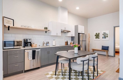 Lower Queen Anne Apartment | Brand New Modern 2BD Loft Apt